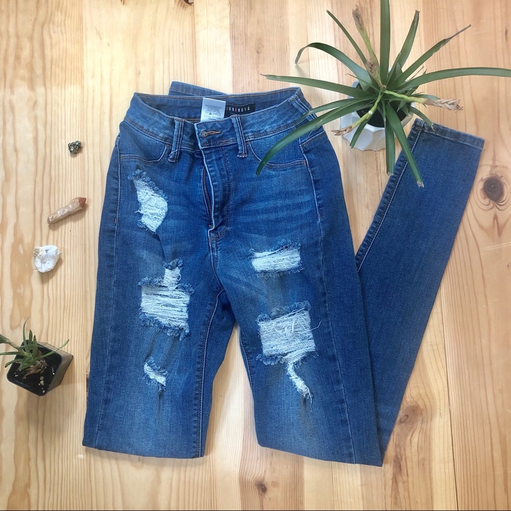 SOLD High waisted Distressed Jeans